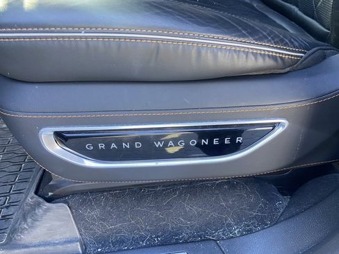 Used 2023 Jeep Grand Wagoneer Series III w/ Rear Seat Video Group 1 image 36