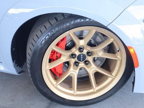 Used 2021 Dodge Charger SRT Hellcat RWD image 3
