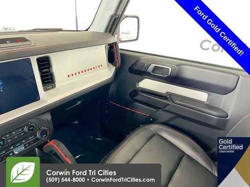 Used 2025 Ford Bronco Stroppe Edition AWD/4WD image 24