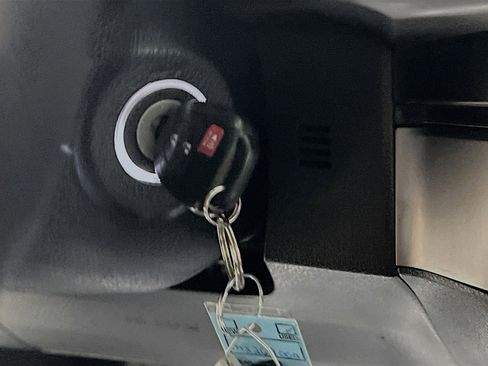 Used 2019 Toyota Tacoma SR5 image 23