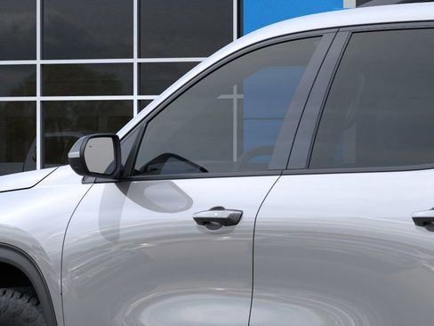New 2026 Chevrolet Traverse Z71 w/ Enhanced Driving Package AWD/4WD image 12