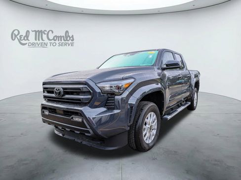 Used 2025 Toyota Tacoma SR5 AWD/4WD image 1