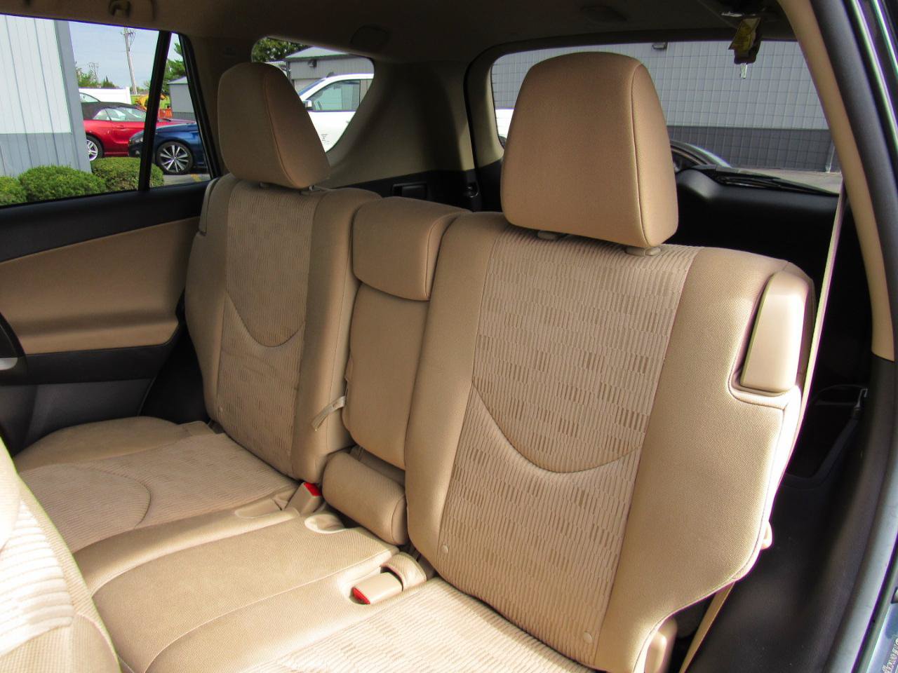 Used 2012 Toyota RAV4 4WD w/ Value Pkg image 33