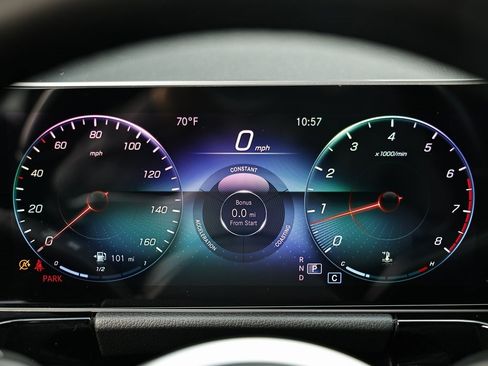 Used 2021 Mercedes-Benz GLA 250 4MATIC image 32