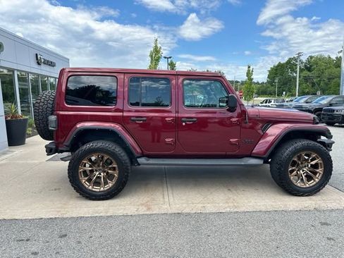 Used 2021 Jeep Wrangler Unlimited Sahara AWD/4WD image 8