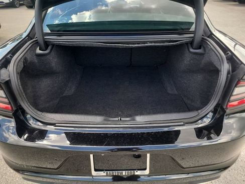 Used 2022 Dodge Charger SXT RWD image 10