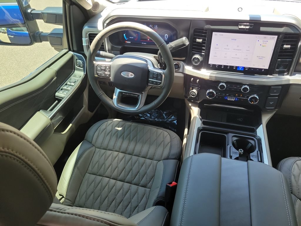 New 2026 Ford F250 Platinum w/ Platinum Plus Package AWD/4WD image 11