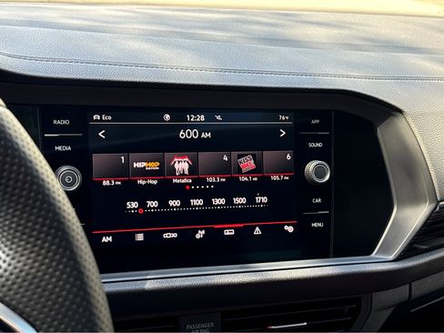 Used 2022 Volkswagen Jetta GLI Autobahn image 7