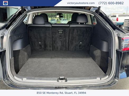 Used 2022 Tesla Model Y Long Range AWD/4WD image 20