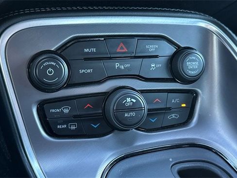 Certified 2022 Dodge Challenger GT image 18