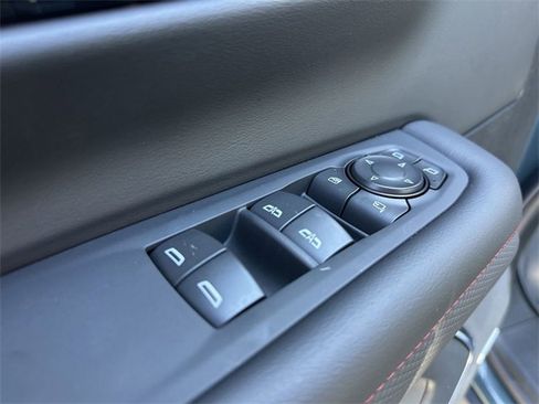 Used 2025 Chevrolet Tahoe RST w/ Advanced Technology Package image 24