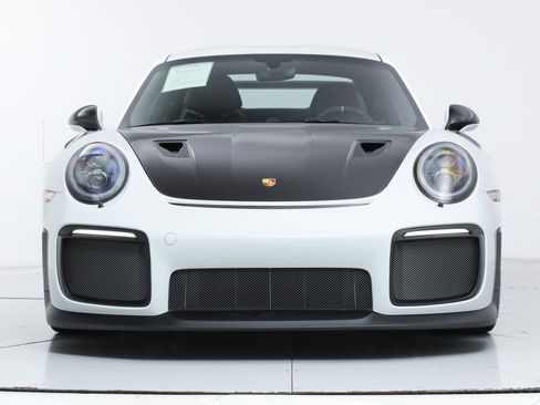 Used 2018 Porsche 911 GT2 RS image 11