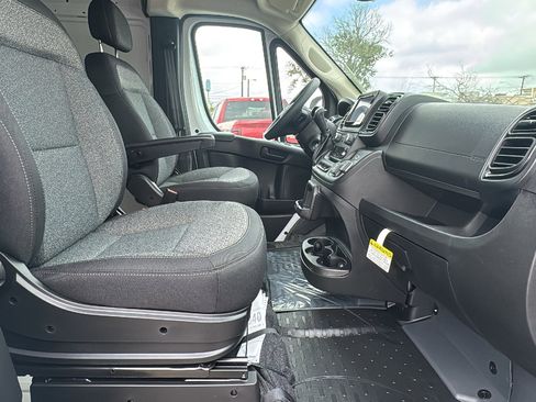 New 2026 RAM ProMaster 2500 image 22