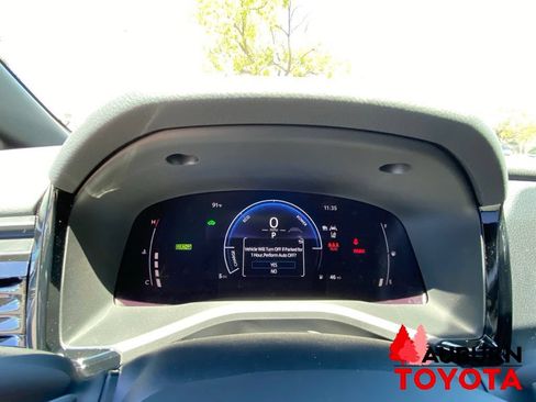 New 2026 Toyota Camry Hybrid AWD/4WD image 33