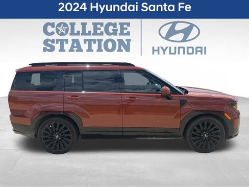 Used 2024 Hyundai Santa Fe Calligraphy FWD image 2