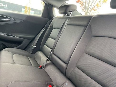 Used 2023 Chevrolet Malibu LT image 29