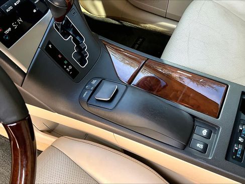 Used 2013 Lexus RX 450h AWD w/ Navigation Pkg image 17