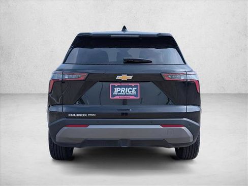 Used 2025 Chevrolet Equinox LT AWD/4WD image 7