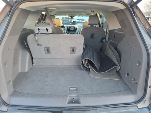 Used 2019 Chevrolet Traverse LT image 26