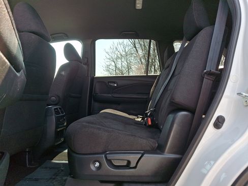 Used 2022 Honda Pilot Sport image 10