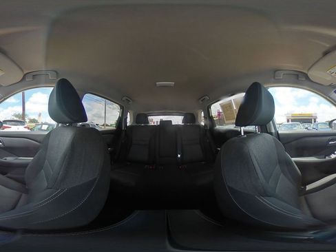 Used 2025 Nissan Rogue SV FWD image 44