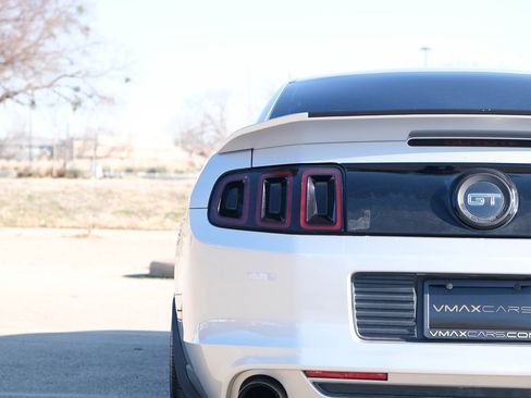 Used 2013 Ford Mustang GT w/ Brembo Brake Pkg image 10