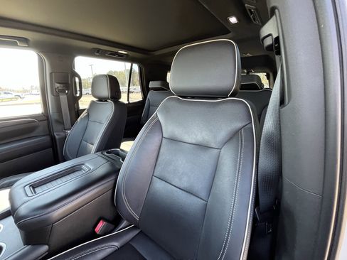 Used 2021 GMC Yukon SLT w/ SLT Luxury Plus Package RWD image 15