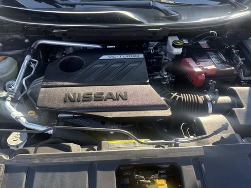 Used 2023 Nissan Rogue SV w/ SV Premium Package image 12