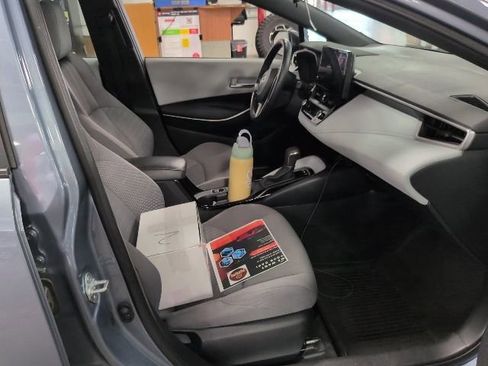Used 2023 Toyota Corolla SE w/ Carpet Mat Package (TMS) FWD image 5