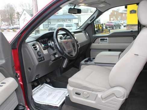 Used 2010 Ford F150 XLT image 8