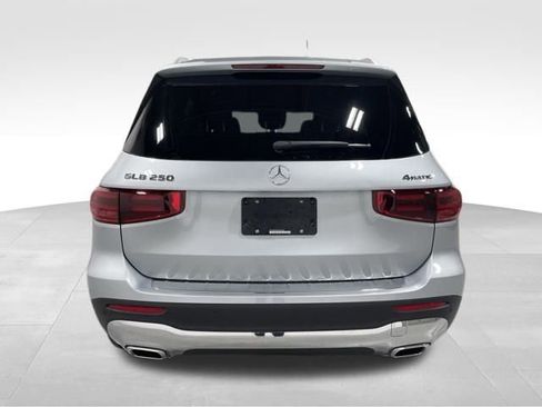 New 2026 Mercedes-Benz GLB 250 4MATIC image 6