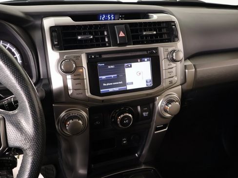 Used 2015 Toyota 4Runner SR5 image 5