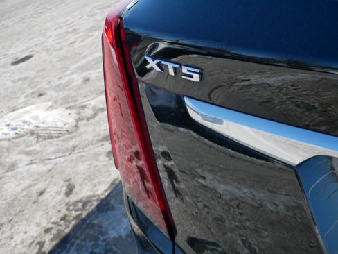 Used 2023 Cadillac XT5 Premium Luxury w/ Technology Package image 17