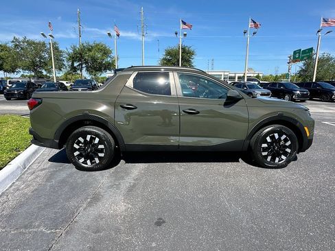 Used 2025 Hyundai Santa Cruz SEL FWD image 4