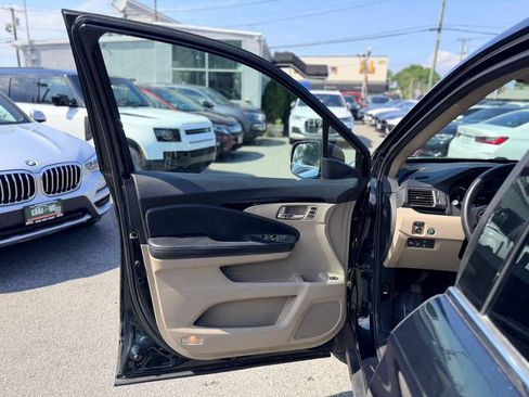 Used 2016 Honda Pilot Elite image 17