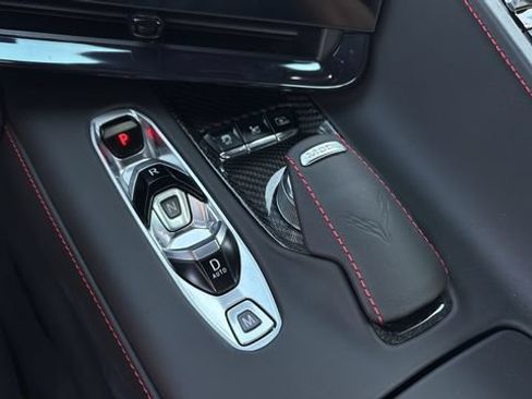 Used 2024 Chevrolet Corvette Stingray Premium Conv w/ Z51 Performance Package RWD image 29