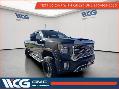 Used 2020 GMC Sierra 2500 Denali w/ Denali Ultimate Package AWD/4WD image 1