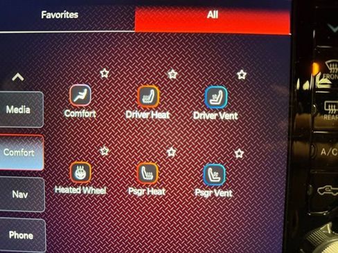 Used 2024 RAM 2500 Laramie w/ Night Edition image 43