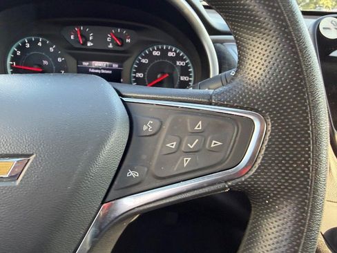 Used 2025 Chevrolet Malibu LT FWD image 12
