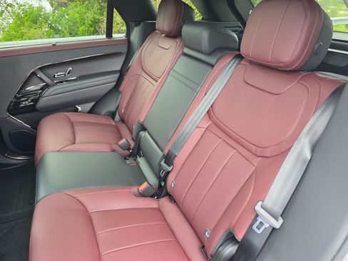 New 2026 Land Rover Range Rover Sport Dynamic SE AWD/4WD image 14