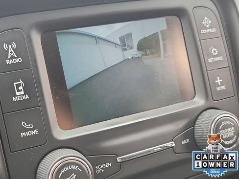 Used 2018 Jeep Cherokee Latitude FWD image 26