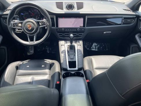 Used 2020 Porsche Macan AWD/4WD image 16