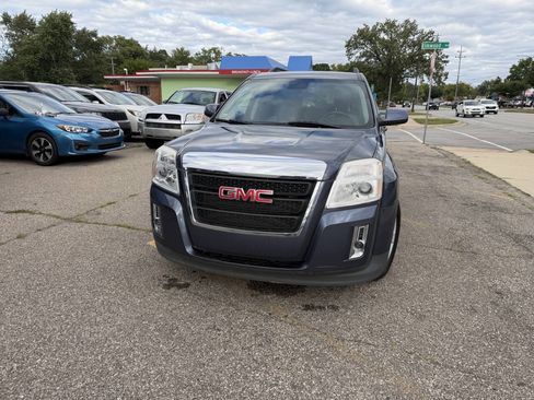 Used 2013 GMC Terrain SLE w/ Convenience Package FWD image 4
