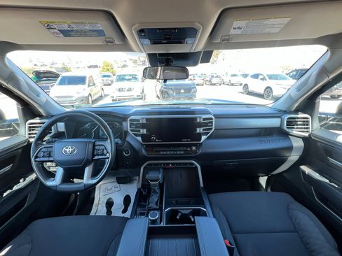 Used 2022 Toyota Tundra SR5 image 10