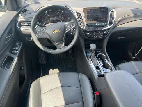 Used 2024 Chevrolet Equinox Premier AWD/4WD image 11