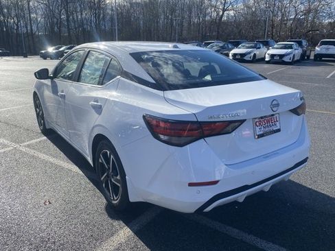 New 2025 Nissan Sentra SV image 5