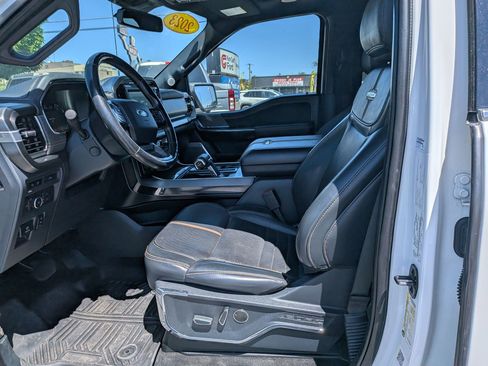 Used 2023 Ford F150 Platinum w/ FX4 Off-Road Package AWD/4WD image 29
