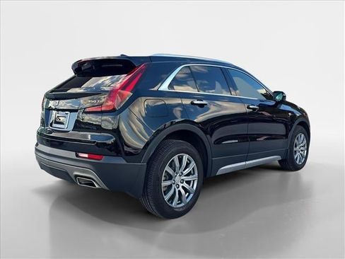 Used 2023 Cadillac XT4 Premium Luxury w/ Cold Weather Package image 3