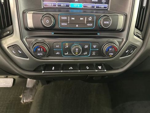 Used 2018 Chevrolet Silverado 2500 LT w/ LT Convenience Package image 23