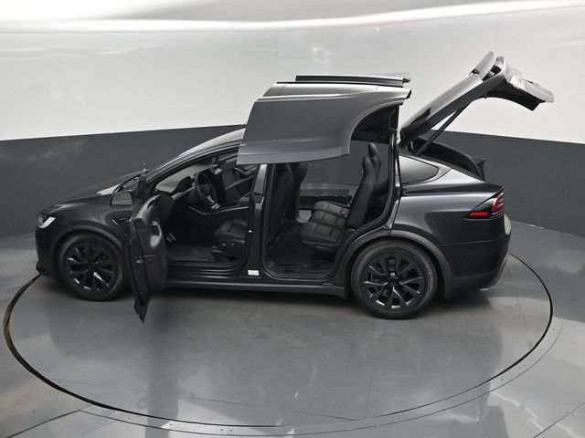 Used 2024 Tesla Model X AWD/4WD image 17